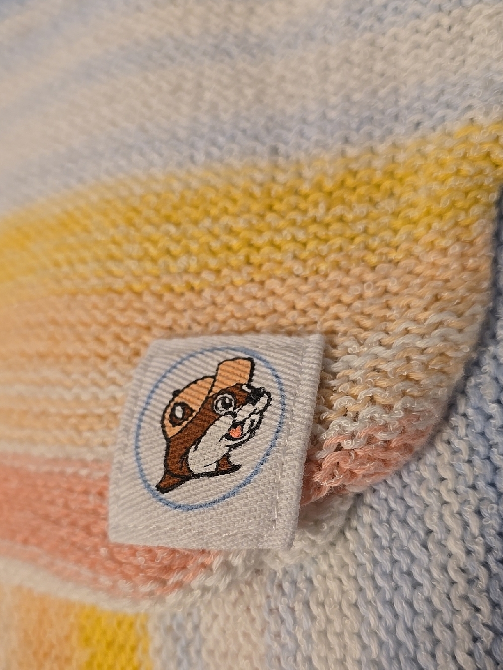 🐝Buc-ee's Baja Hoodie Knitted Oversized Pullover - Picture 9 of 13